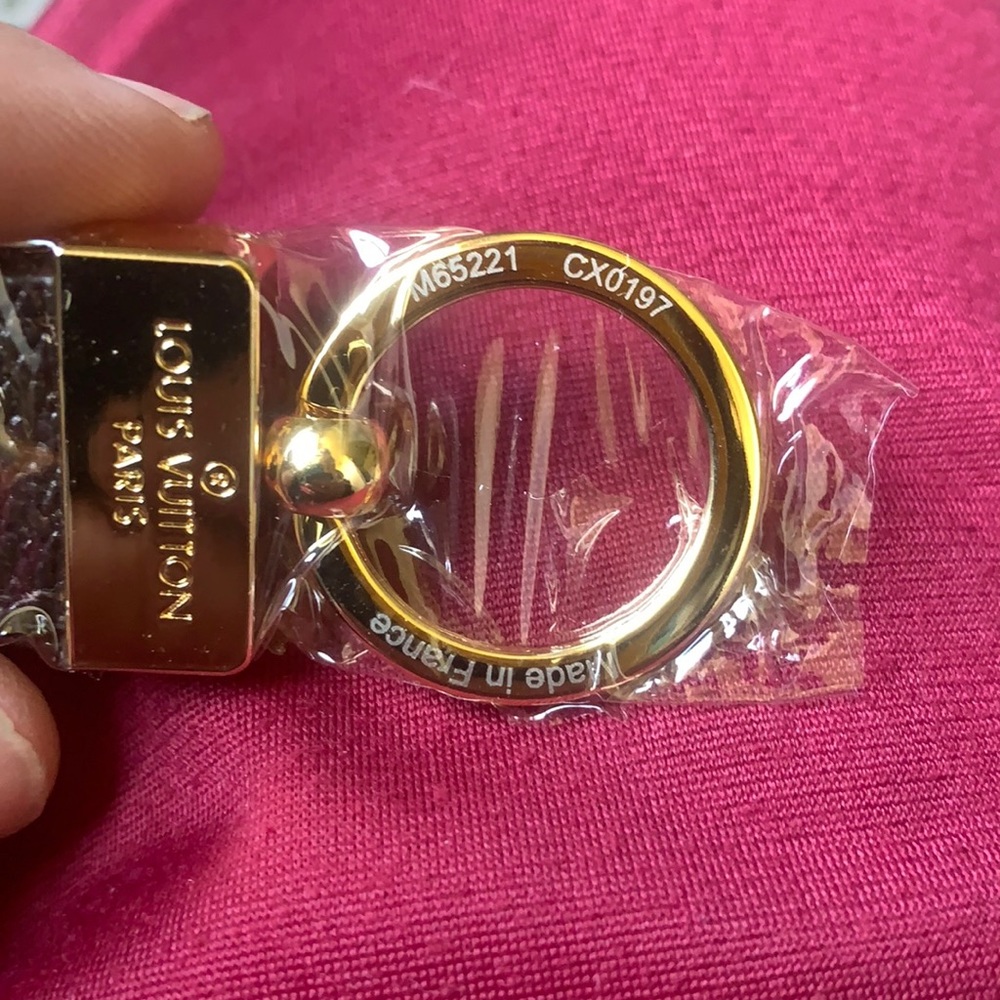 COPY - DRAGONNE KEY HOLDER - Picture 2 of 5